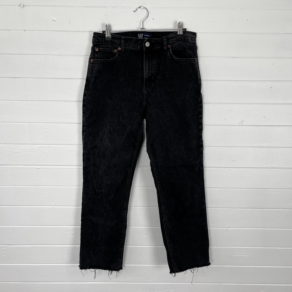 GAP Straight Ankle Crop Jeans with Frayed Hem 29